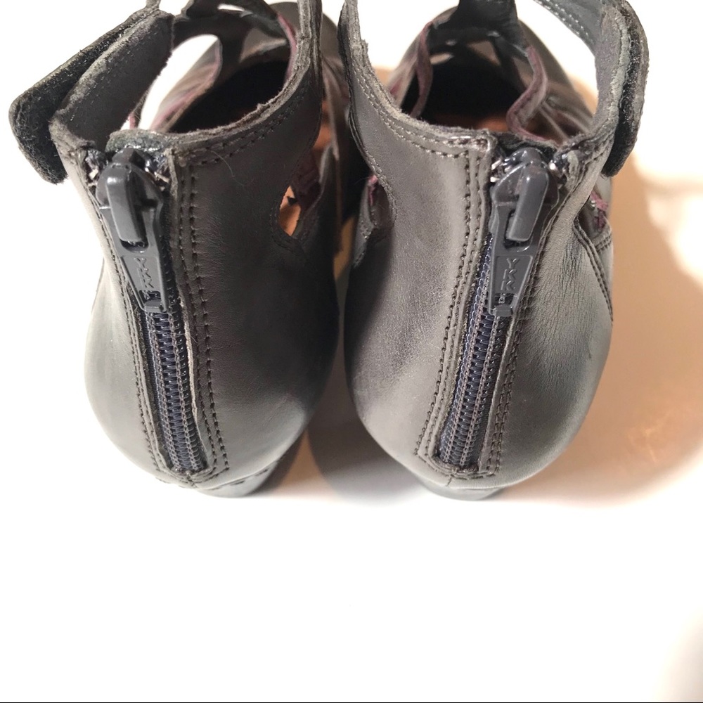 Rockport Cobb hill collection shoe/ankle bootie6.5 - Picture 3 of 6